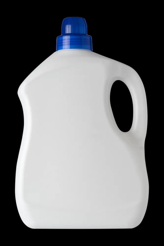 Unlabeled large pour jug, white · blue cap